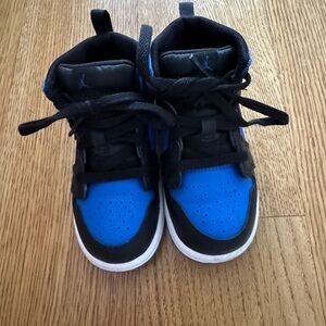 Nike Kids Air Jordan in black and blue size 8C
